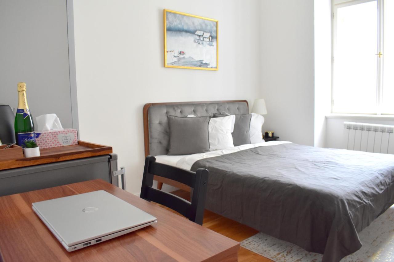 Lovely Apartment In Center Praha Eksteriør bilde