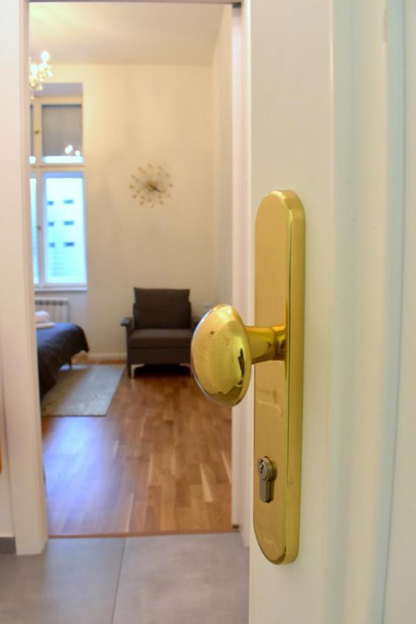 Lovely Apartment In Center Praha Eksteriør bilde