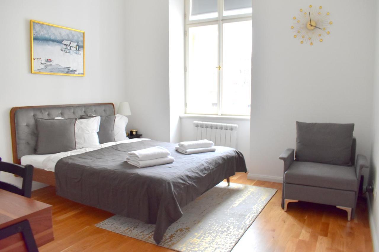 Lovely Apartment In Center Praha Eksteriør bilde